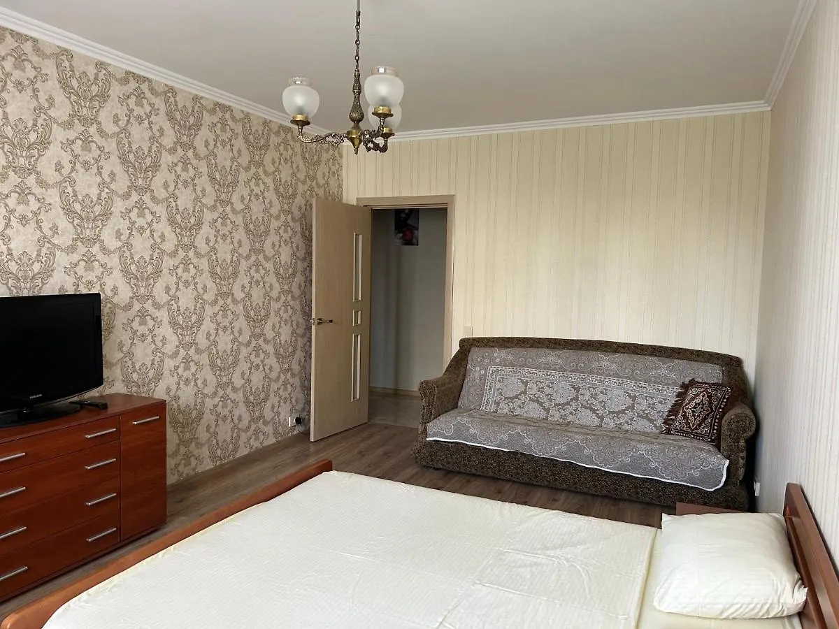 Apartments Kharkivs'Ke Highway Kiev